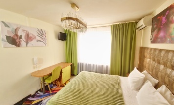 Номер 5 ***** звезд одно – двухместный. (Двуспальная Queen Size кровать. Ванная комната с SPA Джакузи) в Строгино-экспо