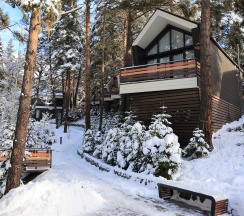 Villa Premier в Mairi