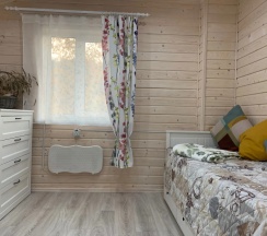 Коттедж (общая ванная комната) в Relax House