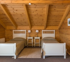 18-ти местный дом в Прибрежном поселке в Бутик