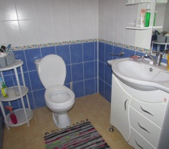 Шестиместный коттедж в Гостевой дом