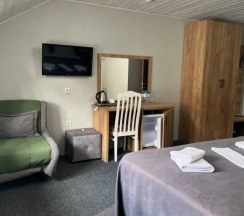 Двухместный номер Standard Мансарда двуспальная кровать в Шатун