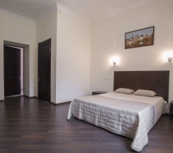 Стандартный двухместный номер в Фроотель