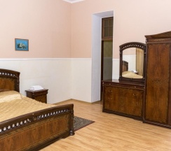 Трехкомнатный номер с двумя спальнями, тремя балконами в Скала