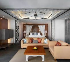 Двухместная вилла с бассейном Garden двуспальная кровать в Dewa Phuket Resort & Villas