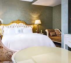 Полулюкс в Резиденция