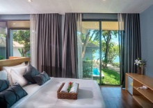 Вилла с балконом и beachfront в The Bay Samui