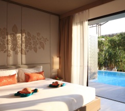 Двухместный номер с доступом к бассейну Superior двуспальная кровать в Proud Phuket