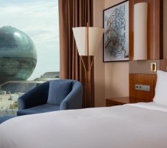 Двухместный номер Deluxe двуспальная кровать в Hilton Astana