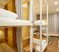 Трёхместный номер Family в Meego Qingwen Hotel