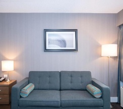 Двухместный номер Standard двуспальная кровать в Sandman Signature Calgary Downtown Hotel