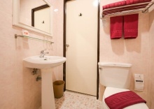 Двухместный номер Standard 2 отдельные кровати в Capital O 75395 Sabai Lodge (Vaccinated Staff) (SHA Extra Plus)