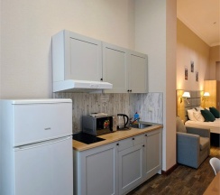 2 этаж I Студия (трёхместный номер с кухонным уголком  и микроволновой  печью) в Марис