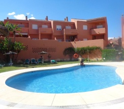 Коттедж с 4 комнатами в Manilva Beach 97