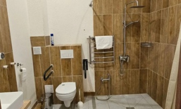 Двухместный номер Comfort с видом на внутренний двор (двуспальная кровать) в Новые берега