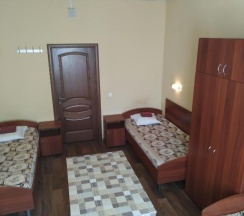 Кровать в 4-местном общем номере в Кузьмолово