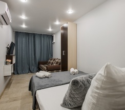 Семейный номер с выходом на бассейн (контейнер) в Skayfom