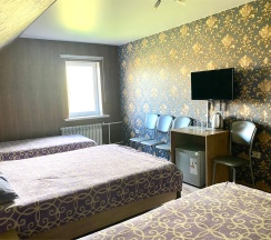 Четырехместный номер "Премиум" в Sheremet