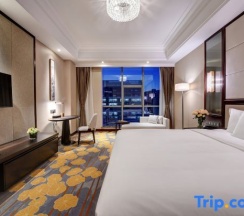 Двухместный номер Deluxe двуспальная кровать в Phoenix Hotel
