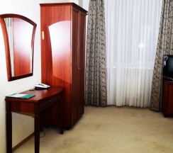 Двухместный номер Classic 2 отдельные кровати в Агрос