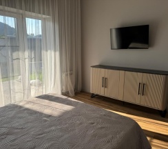 Коттедж с террасой в Family house vld