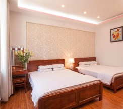 Семейный номер Standard с балконом и с красивым видом из окна в Phuong Nam Guest House