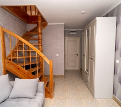 Люкс двухуровневый в Мореин