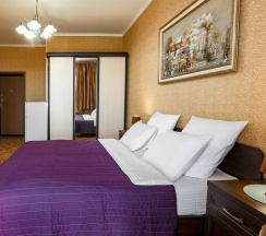 2. Люкс с балконом в Art Home