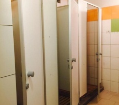 Номер стандарт эконом с 1 двуспальной кроватью в Ежик