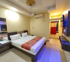 Двухместный номер Deluxe двуспальная кровать в Goroomgo Gouri Palace Puri