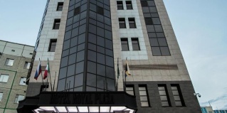 Нефтеюганск: Отель Royal plaza