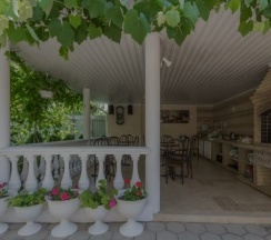 2-х местный полуСтандарт цокольный этаж 3/4 в Лакшми