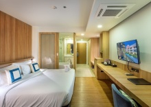 Люкс с балконом и с красивым видом из окна в PLAAI Prime Hotel Rayong SHA Extra Plus