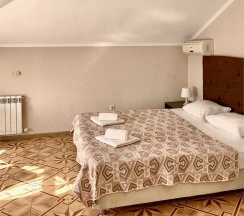 Люкс 2х комнатный с балконом в Casablanca