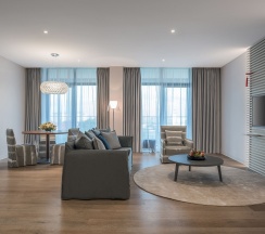 FAMILY SUITE в Crystal House Suite Hotel&SPA