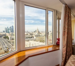 Стандарт с видом на Реку в Золотое кольцо