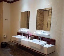 Двухместный люкс двуспальная кровать в Erawan Hotel