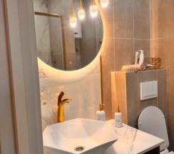 г.Санкт-Петербург ул.Черняховского д.56 в Апартаменты Чей Чемодан