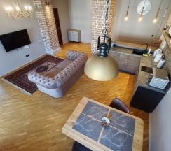 Двухместные апартаменты с 2 комнатами с красивым видом из окна двуспальная кровать в Апартаменты InterLoft 8 Old Town Free Parking Wi-Fi 100/50 Smart TV