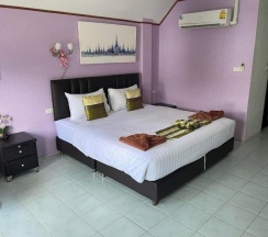 Двухместный номер Standard с видом на город двуспальная кровать в Samui Green Hotel