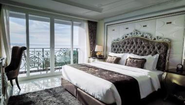 Двухместный номер Deluxe с видом на море двуспальная кровать в LK Emerald Beach