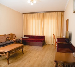 Номер Comfort с 2 комнатами с балконом и с красивым видом из окна в Малибу