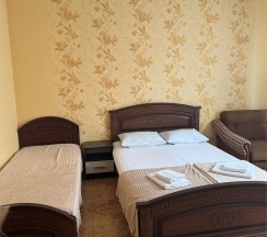 Стандартный четырехместный комната в Das house