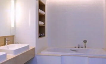 Двухместный полулюкс двуспальная кровать в Miracle Transit Hotel