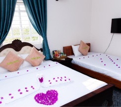 Трёхместный номер Standard с красивым видом из окна в Mui Ne Alena Bungalow Hotel