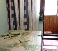 Двухместный номер Economy с видом на внутренний двор двуспальная кровать в Гостевой Дом