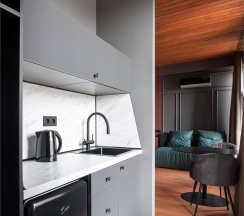 Apartment. Апартаменты размещение 2-4 человека в Nikolaevbuilding