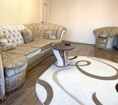 2-комнатные апартаменты стандарт с 1 двуспальной кроватью и диваном (мансарда) в Apart Ru Hotel