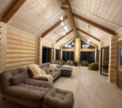 Сруб Большой с красивым видом из окна в Wood palace