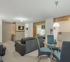 Апартаменты с 2 комнатами с балконом в Airport International Hotel Brisbane